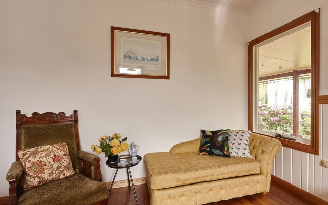 Box Cottage Apartment