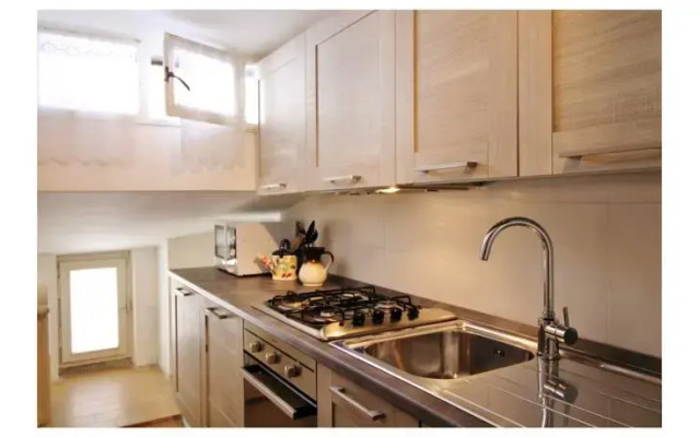 house touring 11