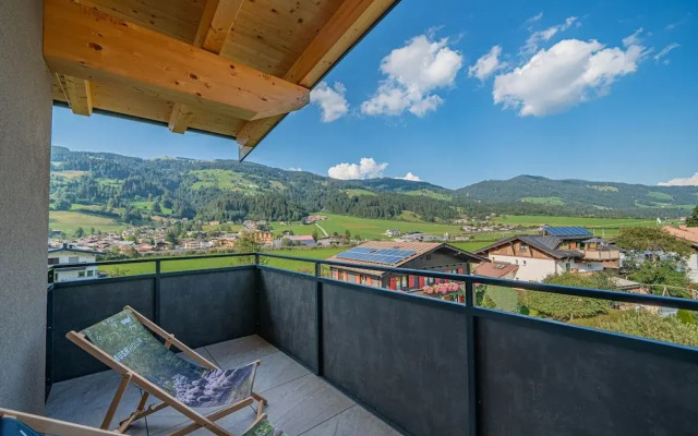 Penthouse With Roof Terrace and Stunning View