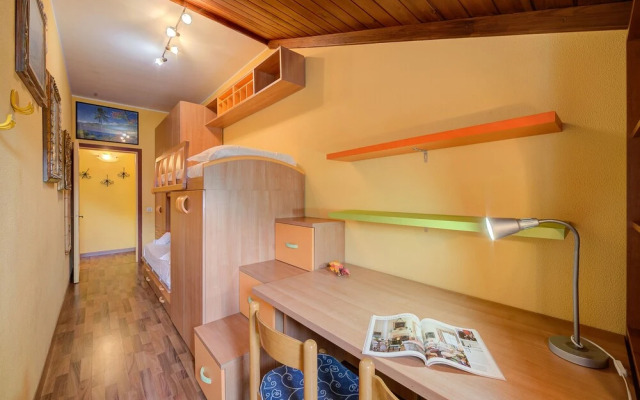 Cosy Loft 500m From Sea