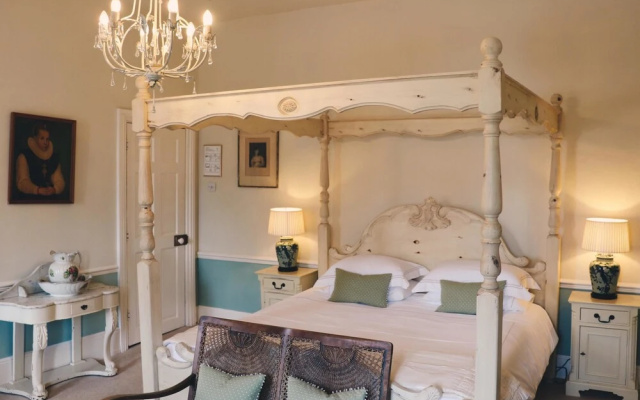 Allington Manor