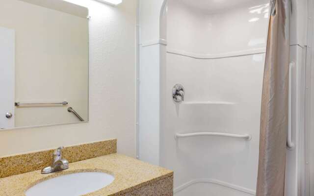 Travelodge by Wyndham Miles City
