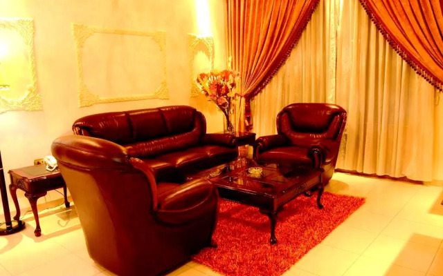 Jad Hotel Suites