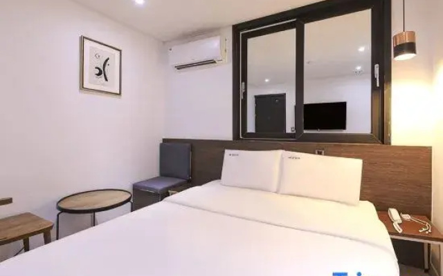 Hotel Yaja Gwangju Station