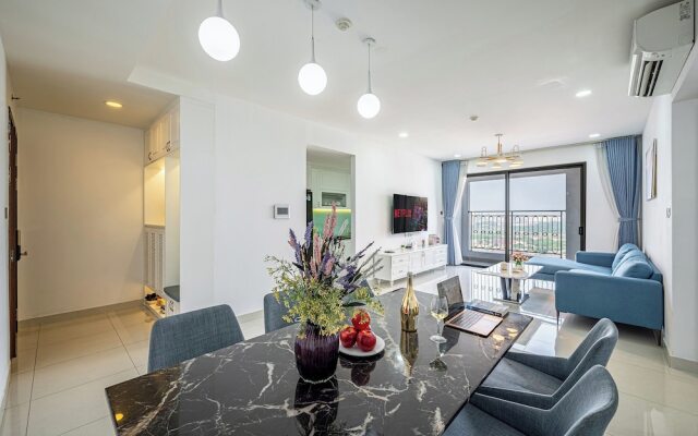 Vera Apartments - Saigon Royal Residence