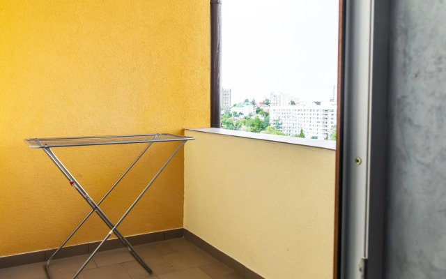 Apartments Roksolany 16