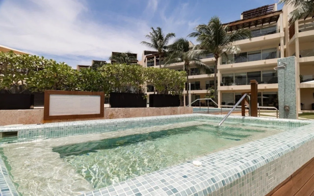 Elements 215 2 Bedroom Condo by RedAwning