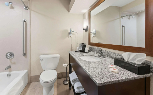 Comfort Inn Lehigh Valley West - Allentown