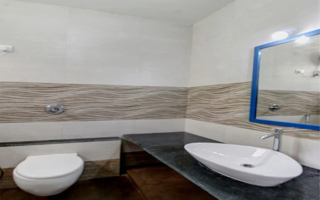 Sri Sharu Enclave By OYO Rooms
