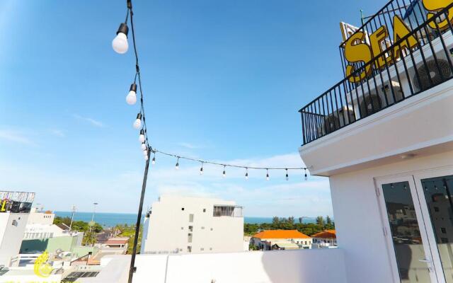 Sea Star Hotel