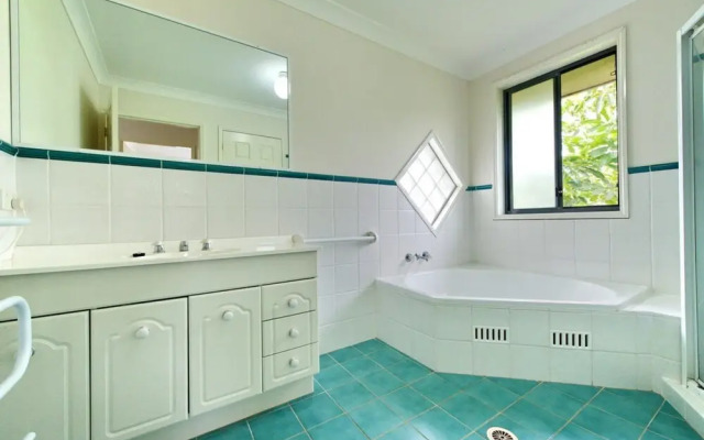 Rocky Point Road, 1/94