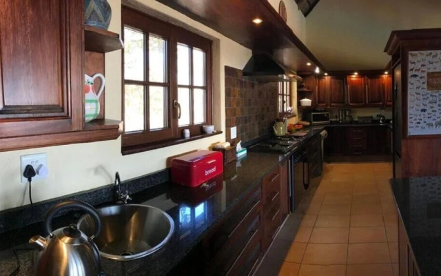 Destri Lodge