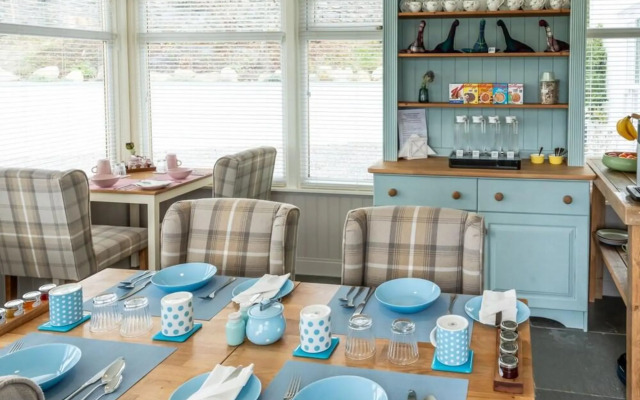 Bridgend House B & B