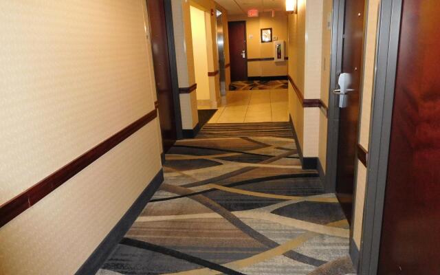 Holiday Inn Express & Suites Ponca City by IHG