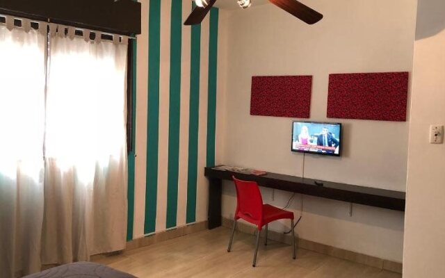 Defensa 821 Bed & Breakfast