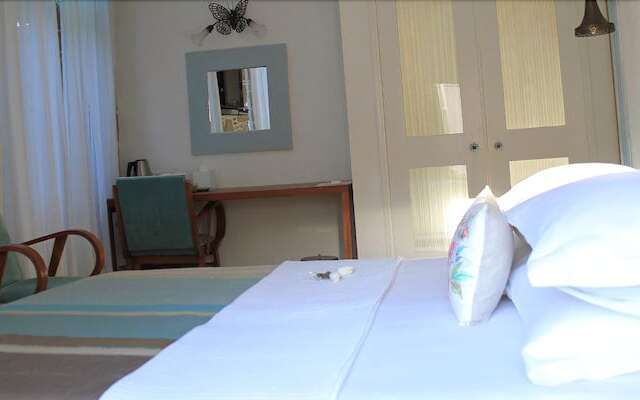 Cunda Lena Otel