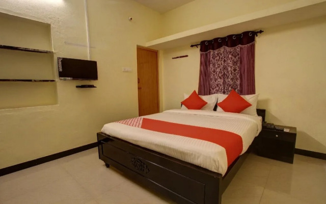 Tulip Towers By OYO Rooms