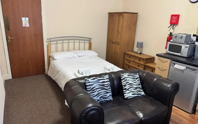 Woodfield Lodge Apartments