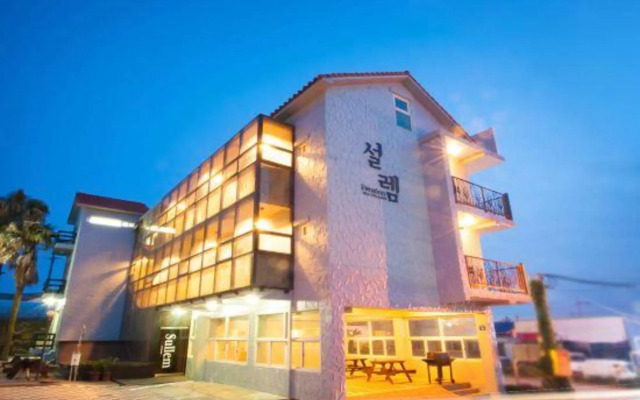 Jejusunset Lodge Pension