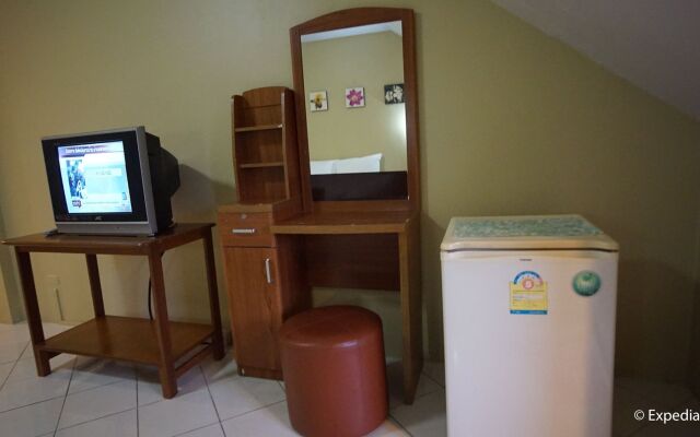 Nawaporn Place Guesthouse