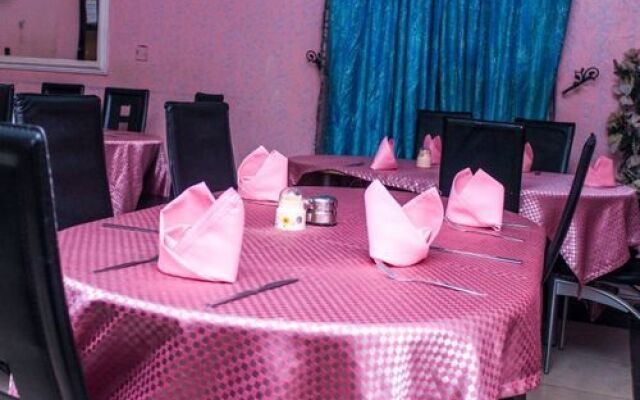 Serob Hotels