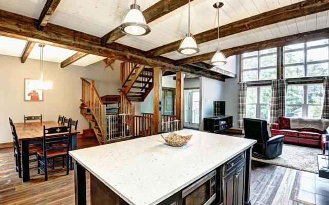 Chalet Alpins- 9010 Chemin des Alpages