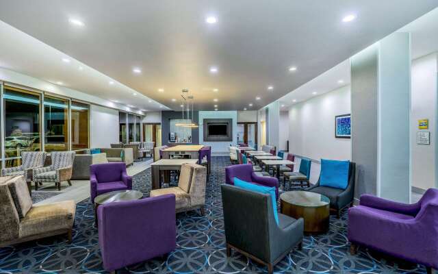 La Quinta Inn & Suites by Wyndham Houston Cypress