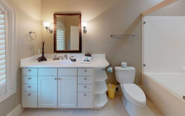 23 Pelican 6 Bedroom Home