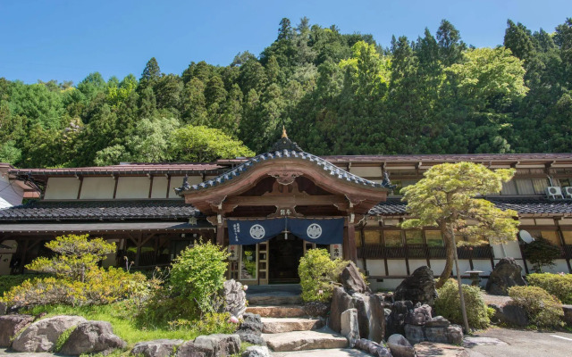 Okuhida Yakushi No Yu Honjin