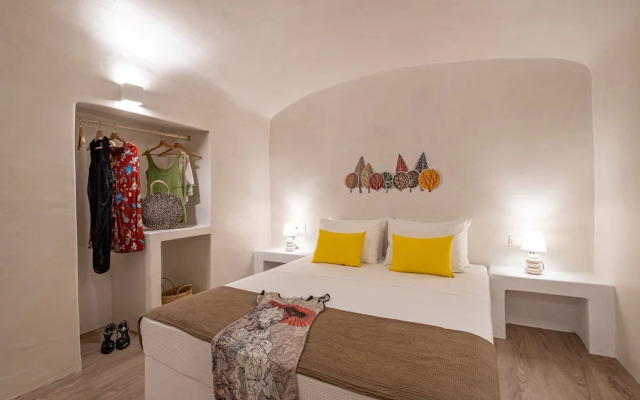 White Orchid Cave House & Studio