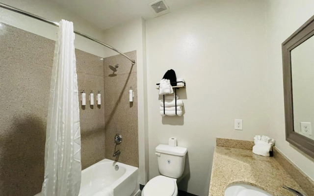 Sonesta Essential North Houston