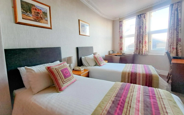 Hydro Hotel