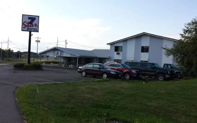 7 Star Inn