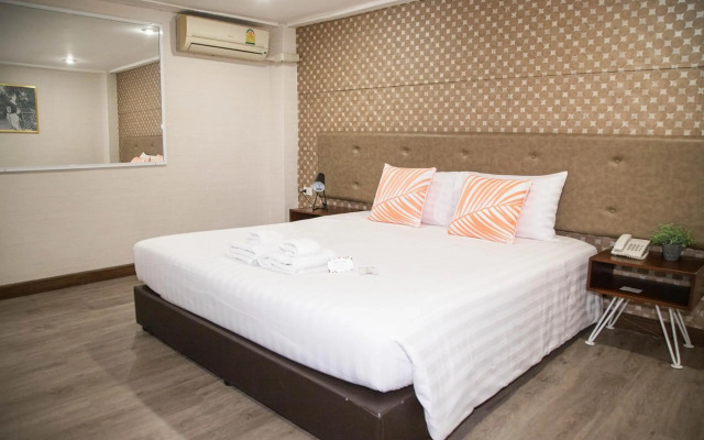 Parasol Inn Chiang Mai Old City Hotel