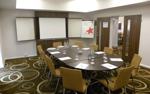 Holiday Inn Express Colchester by IHG