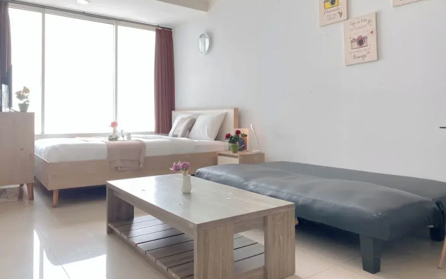 Cozy Studio at Grand Kamala Lagoon Apartment near Mall