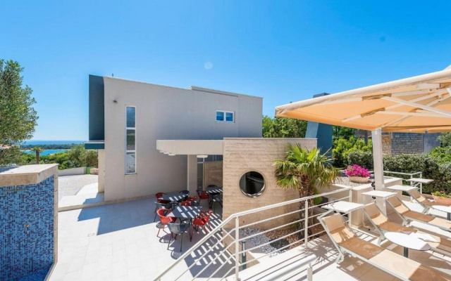 Sargas Suite 4 With Garden View