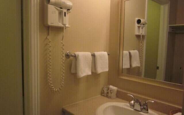 Auberge Motel Le Pigeonnier