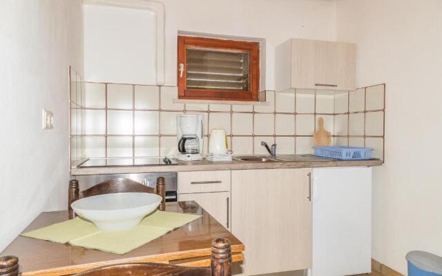 Apartments Pahljina 2885