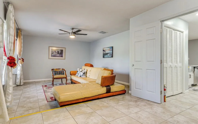 Lutz Home ~ 14 Mi to Downtown Tampa