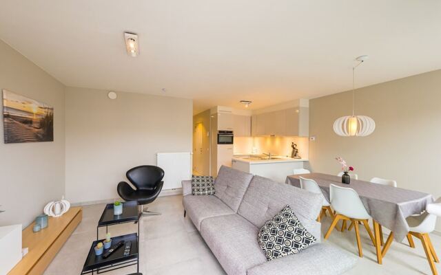 Bright Apartment With Terrace