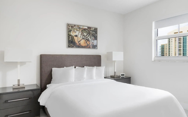 Fortune House Hotel Suites