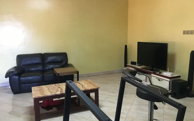 Room in House - Private Room With Jacuzzi in Kigali