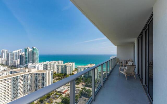 Amazing Apartments at H Beach House
