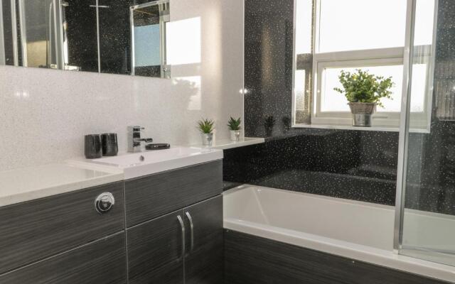 204 Sea View House, Redcar