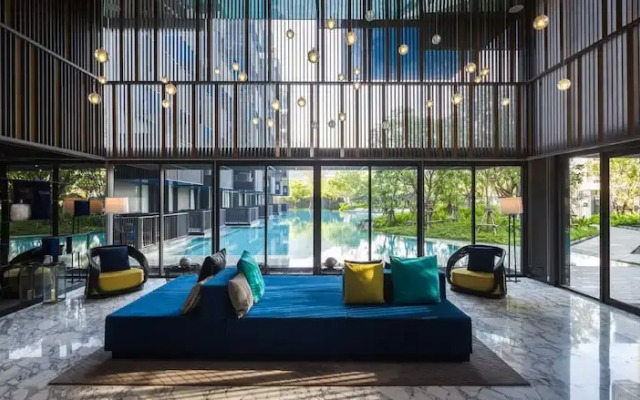The Deck Condominium 184
