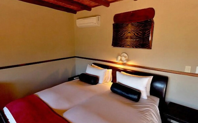 Zebra Kalahari Lodge