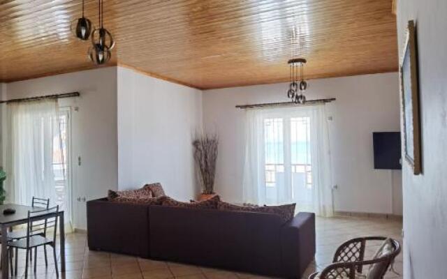 Gialos Apartment