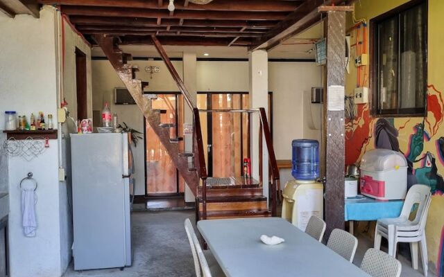 Flo Bed and Breakfast