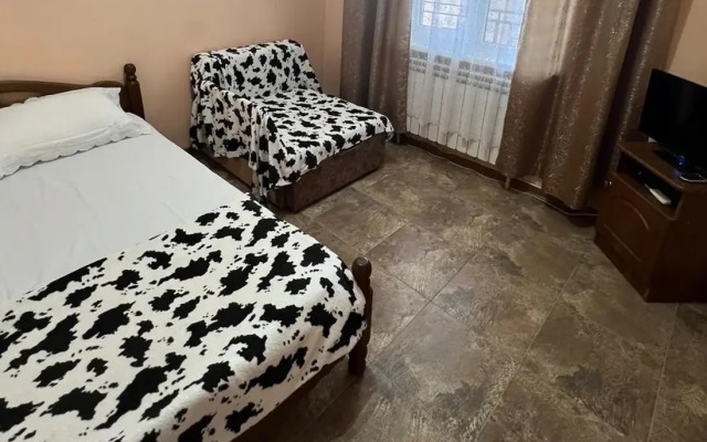 The Guest House At Henry's